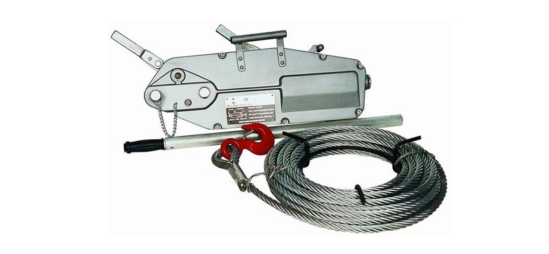 Pulling And Lifting Machine